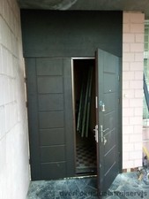 Входные двери Редфорт на улицу &mdash; 